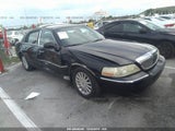 2003 LINCOLN TOWN CAR SIGNATURE