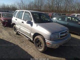 2002 CHEVROLET TRACKER LT