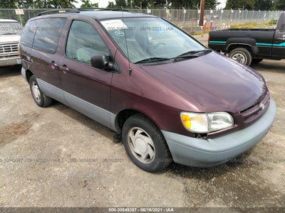 1999 Toyota Sienna Le For Auction Iaa