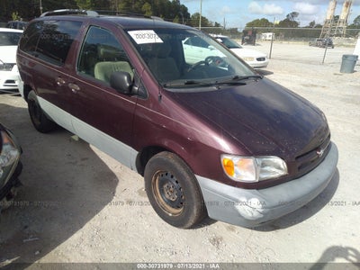 00 Toyota Sienna Ce For Auction Iaa
