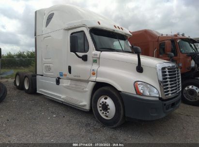 Lot #3037531466 2016 FREIGHTLINER CASCADIA 125