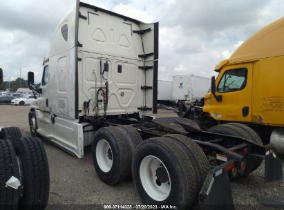 Lot #3037531466 2016 FREIGHTLINER CASCADIA 125