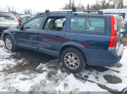 Lot #3050081307 2004 VOLVO XC70 2.5T