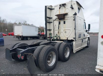 Lot #3037531438 2016 FREIGHTLINER CASCADIA 125