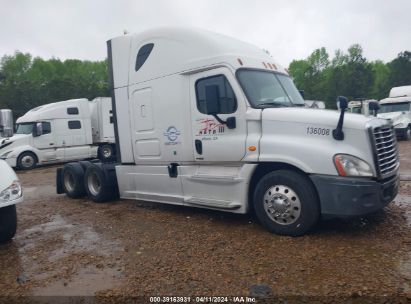 Lot #3037531431 2016 FREIGHTLINER CASCADIA 125