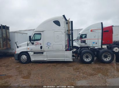 Lot #3037531431 2016 FREIGHTLINER CASCADIA 125