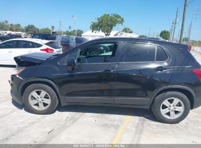 Lot #2992828134 2020 CHEVROLET TRAX FWD LS