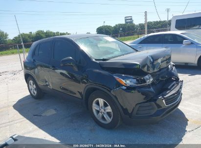 Lot #2992828134 2020 CHEVROLET TRAX FWD LS