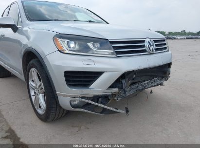 Lot #2992831842 2015 VOLKSWAGEN TOUAREG V6 EXECUTIVE