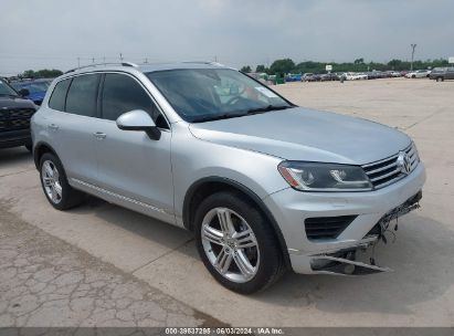 Lot #2992831842 2015 VOLKSWAGEN TOUAREG V6 EXECUTIVE