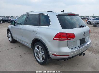 Lot #2992831842 2015 VOLKSWAGEN TOUAREG V6 EXECUTIVE