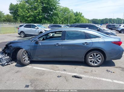 Lot #2992828026 2022 TOYOTA AVALON XLE