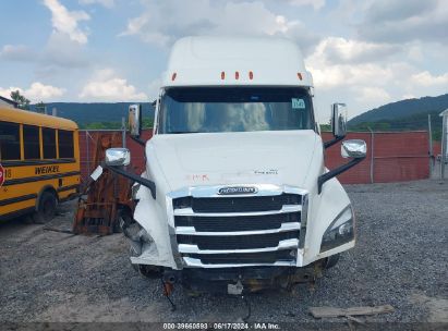 Lot #2992831328 2023 FREIGHTLINER NEW CASCADIA 126