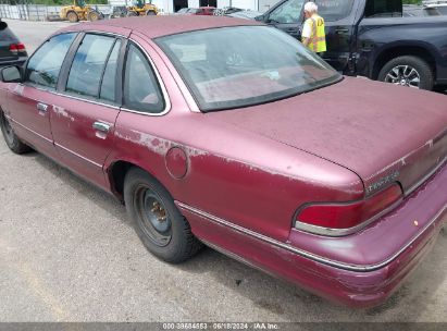 Lot #2992827911 1992 FORD CROWN VICTORIA