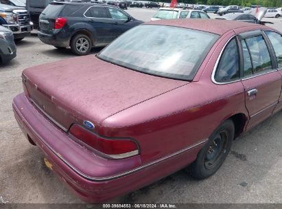 Lot #2992827911 1992 FORD CROWN VICTORIA