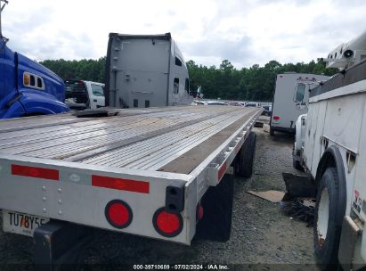 Lot #2995290354 2020 UTILITY TRAILER MFG FLATBED SEMI TRAILER