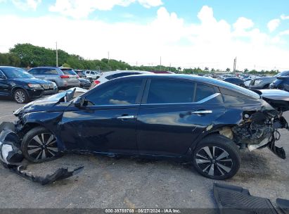 Lot #2995301248 2021 NISSAN ALTIMA SV FWD