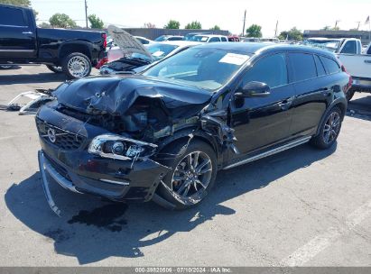 Lot #3050075698 2016 VOLVO V60 CROSS COUNTRY T5 PLATINUM