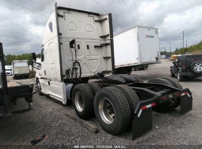 Lot #3047438402 2019 FREIGHTLINER NEW CASCADIA 126