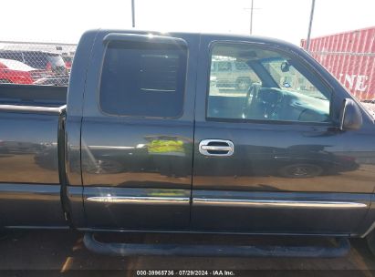 Lot #2991586851 2003 GMC SIERRA 1500 SLE