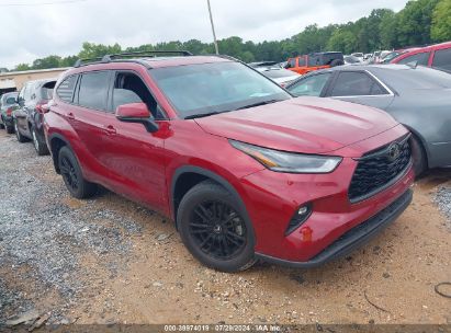 Lot #2992828011 2021 TOYOTA HIGHLANDER XLE