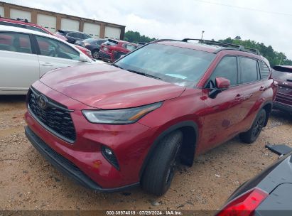 Lot #2992828011 2021 TOYOTA HIGHLANDER XLE