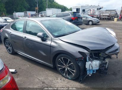 Lot #2997779434 2020 TOYOTA CAMRY SE AWD