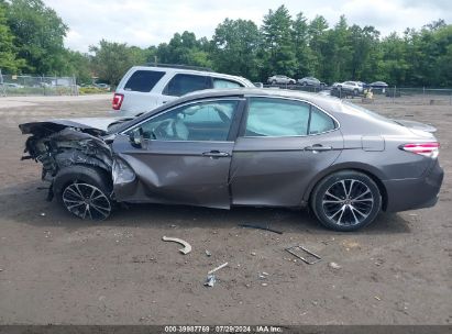 Lot #2997779434 2020 TOYOTA CAMRY SE AWD