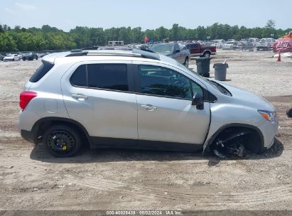 Lot #2992818562 2020 CHEVROLET TRAX FWD LT