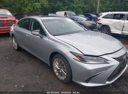 Lot #3035078774 2022 LEXUS ES 300H ULTRA LUXURY