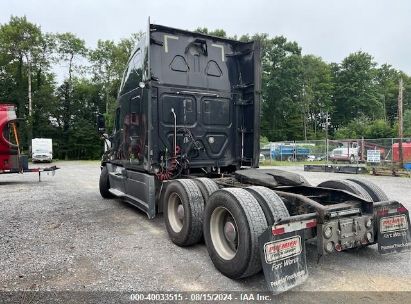 Lot #2992830889 2015 FREIGHTLINER CASCADIA 125