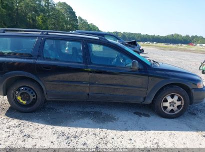 Lot #3052077498 2004 VOLVO XC70 2.5T