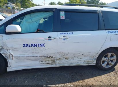 Lot #2992818831 2020 TOYOTA SIENNA LE