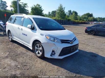 Lot #2992818831 2020 TOYOTA SIENNA LE