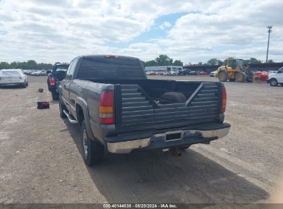 Lot #3037550631 2001 GMC SIERRA 2500HD SLE