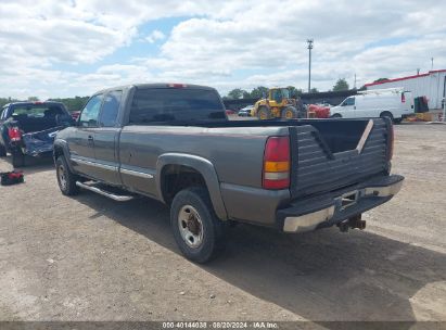 Lot #3037550631 2001 GMC SIERRA 2500HD SLE