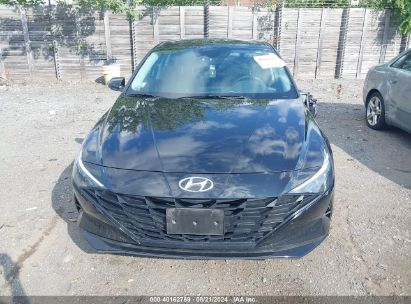 Lot #2989127260 2022 HYUNDAI ELANTRA SEL