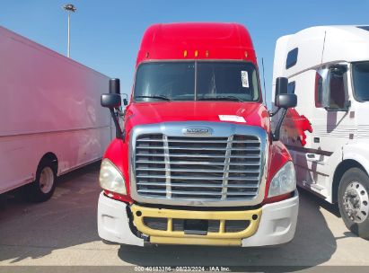 Lot #2992831054 2016 FREIGHTLINER CASCADIA 125