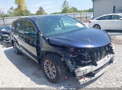 Lot #3005352324 2021 TOYOTA SIENNA XLE