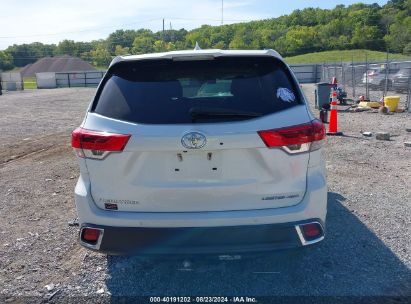 Lot #2992831436 2017 TOYOTA HIGHLANDER LIMITED