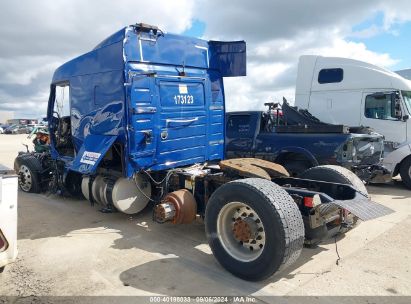 Lot #2992831428 2017 VOLVO VNL