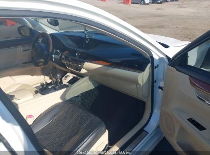 Lot #3005352243 2014 LEXUS ES 300H