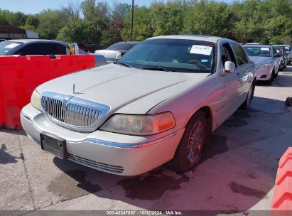 Lot #2992831344 2007 LINCOLN TOWN CAR SIGNATURE LIMITED