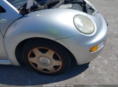 Lot #3056071287 2001 VOLKSWAGEN NEW BEETLE GLS