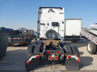 Lot #2992831132 2014 FREIGHTLINER CASCADIA 125