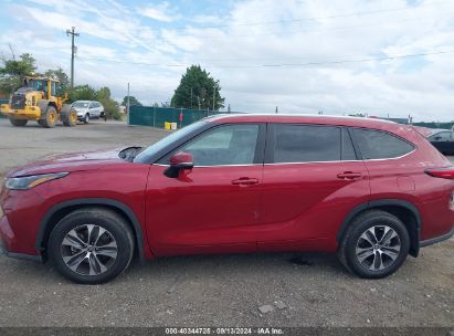 Lot #2992827459 2023 TOYOTA HIGHLANDER XLE