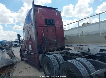 Lot #2992831020 2020 FREIGHTLINER NEW CASCADIA 126