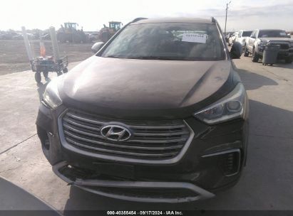 Lot #3053065094 2017 HYUNDAI SANTA FE SE