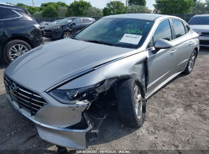 Lot #2990351079 2022 HYUNDAI SONATA SE