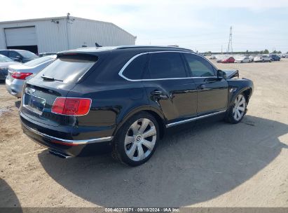 Lot #2992834156 2019 BENTLEY BENTAYGA V8